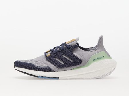 adidas UltraBOOST 22 Halo Silver/ Shale Navy/ Linen Green