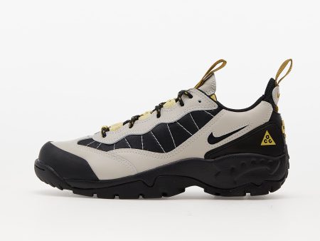 Nike ACG Air Mada Light Bone/ Black-Celery-Desert Moss