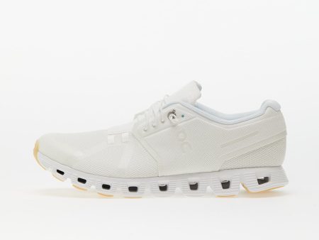 On M Cloud Undyed Undyed