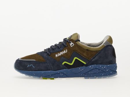 Karhu Aria 95 India Ink/ Dark Olive