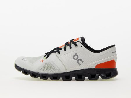 On M Cloud X 3 Ivory/ Flame