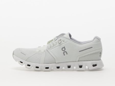 On W Cloud Ice/ White