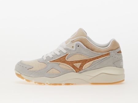 Mizuno Sky Medal Undyed White/ Root/ Undyed White