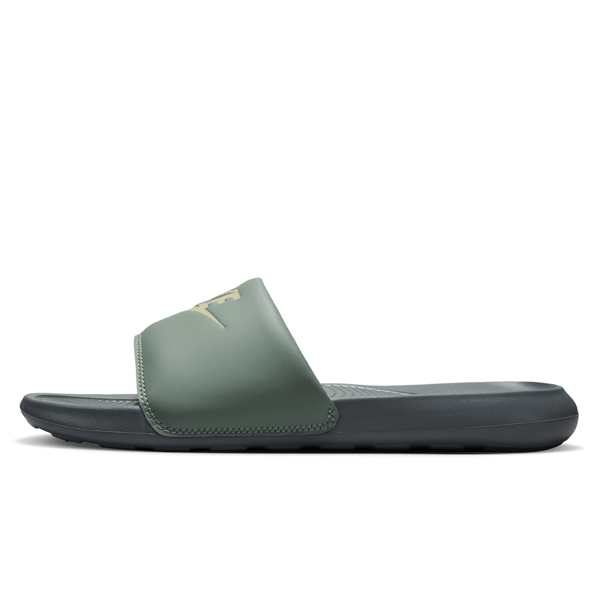 NIKE VICTORI ONE SLIDE NIKE VICTORI ONE SLIDE