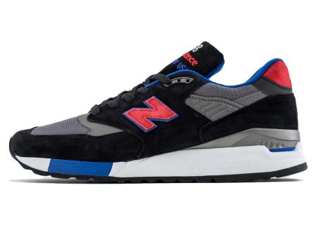 NEW BALANCE SNEAKERS
