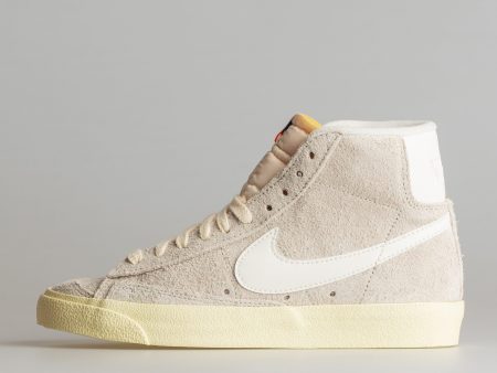 W Blazer Mid 77 VTNG